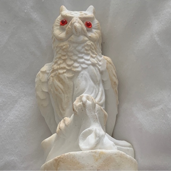 Alabastrite white Snow Owl with red eyes - Picture 10 of 13